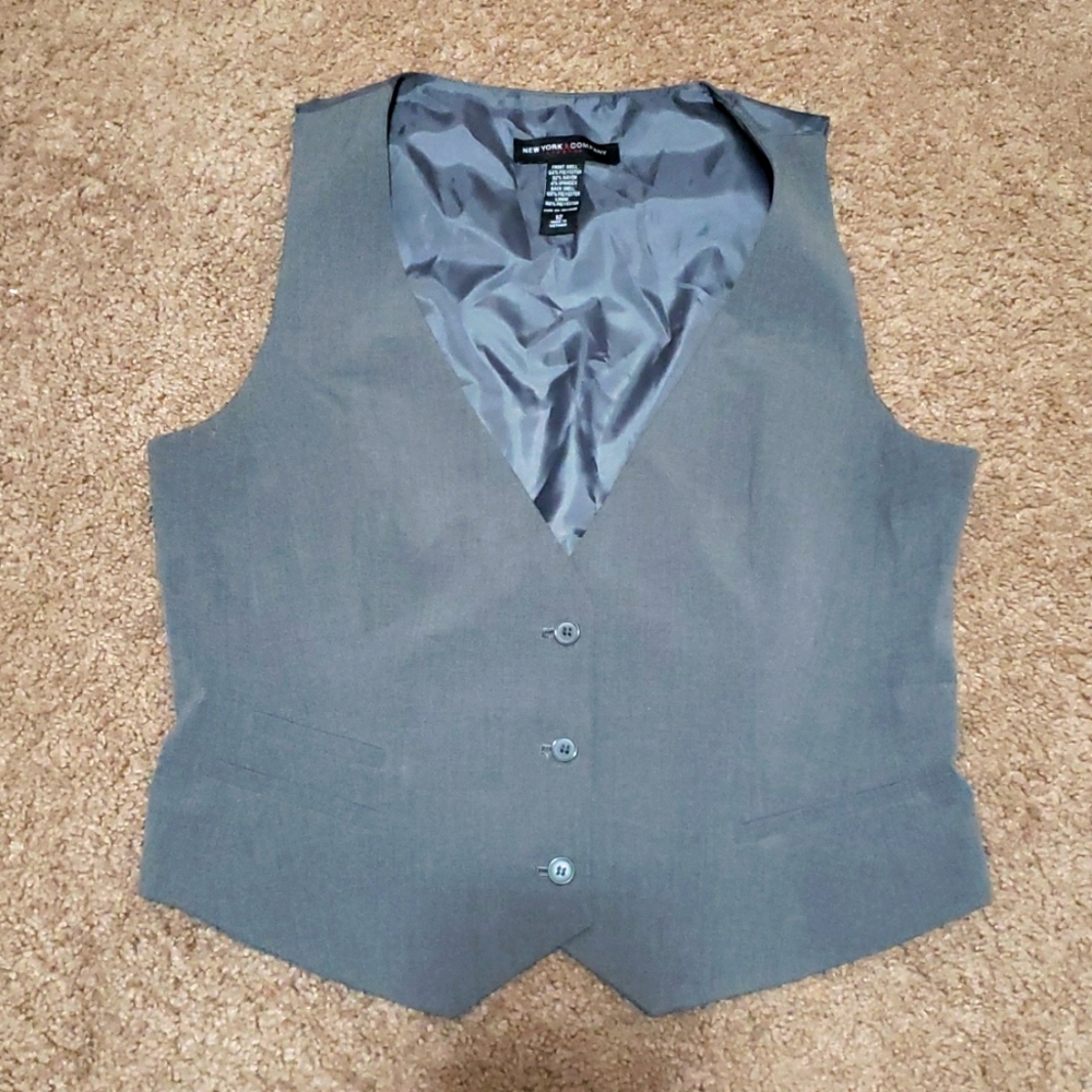 NY & Co Vest